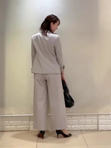 自由区 丸尾 コーディネート画像