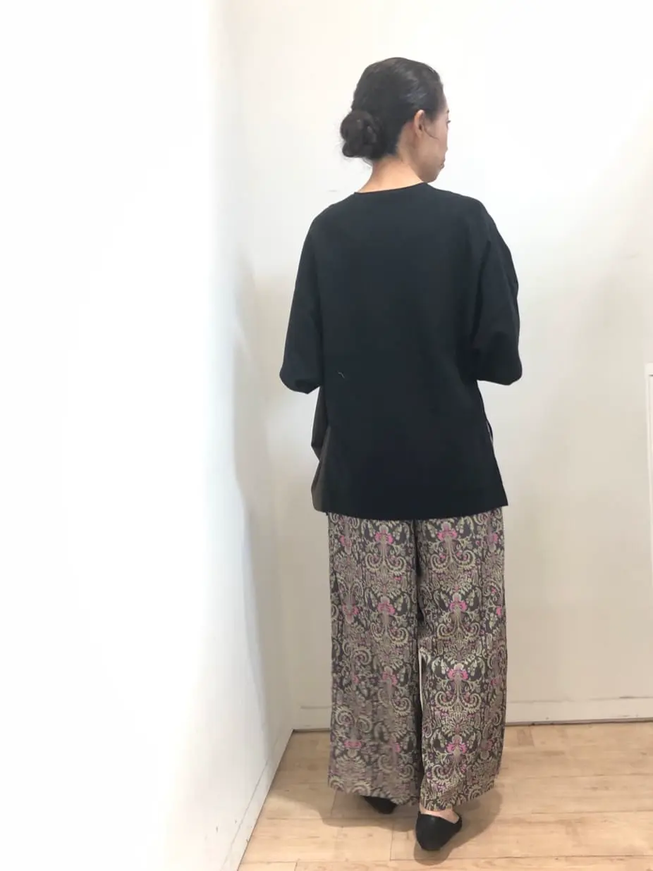 自由区 中尾 コーディネート画像