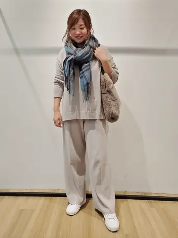 自由区 eri コーディネート画像