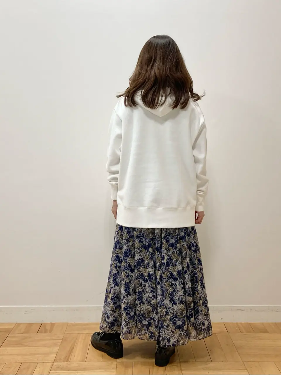 自由区 白戸 コーディネート画像