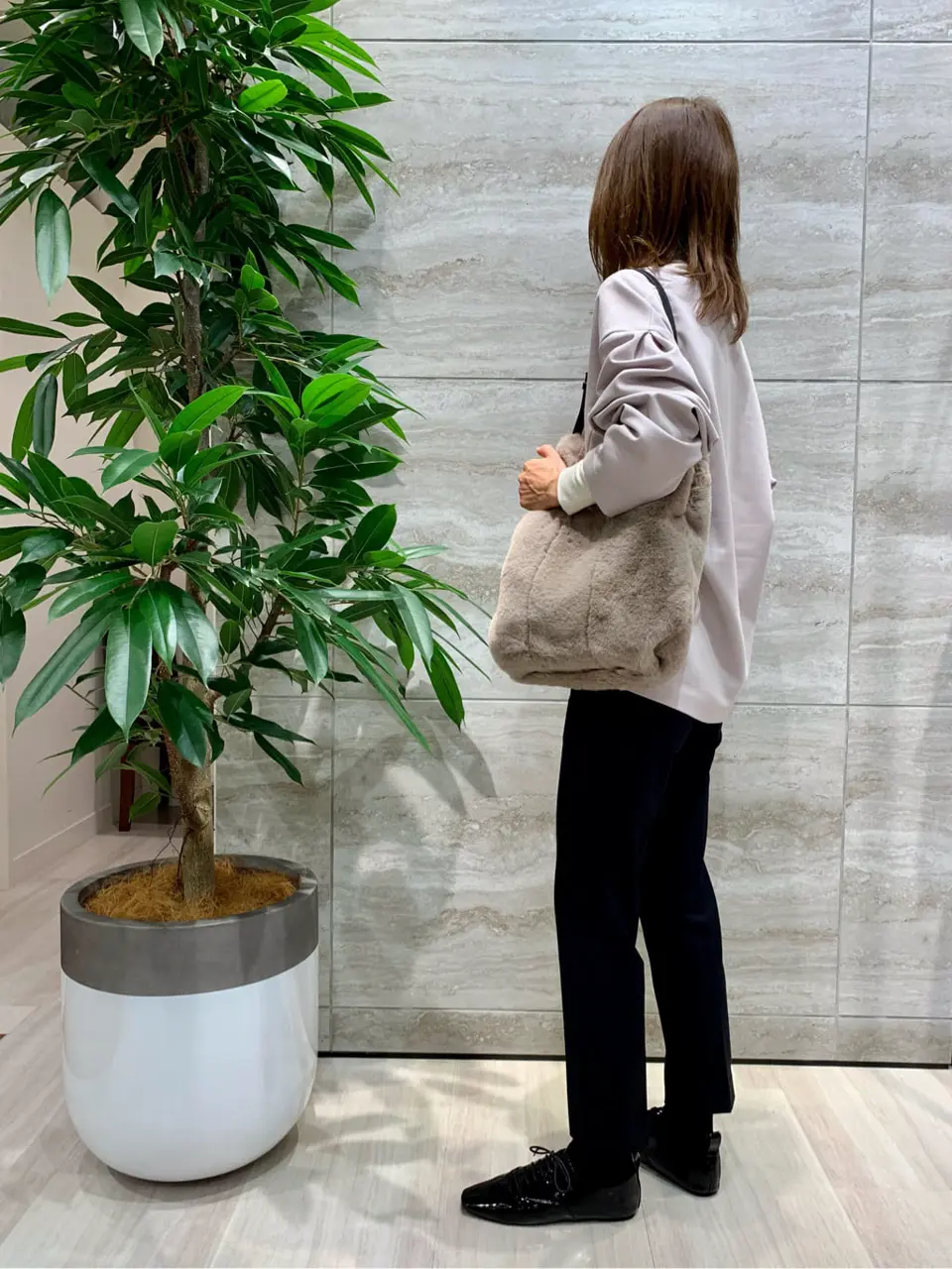 自由区 Ishii コーディネート画像