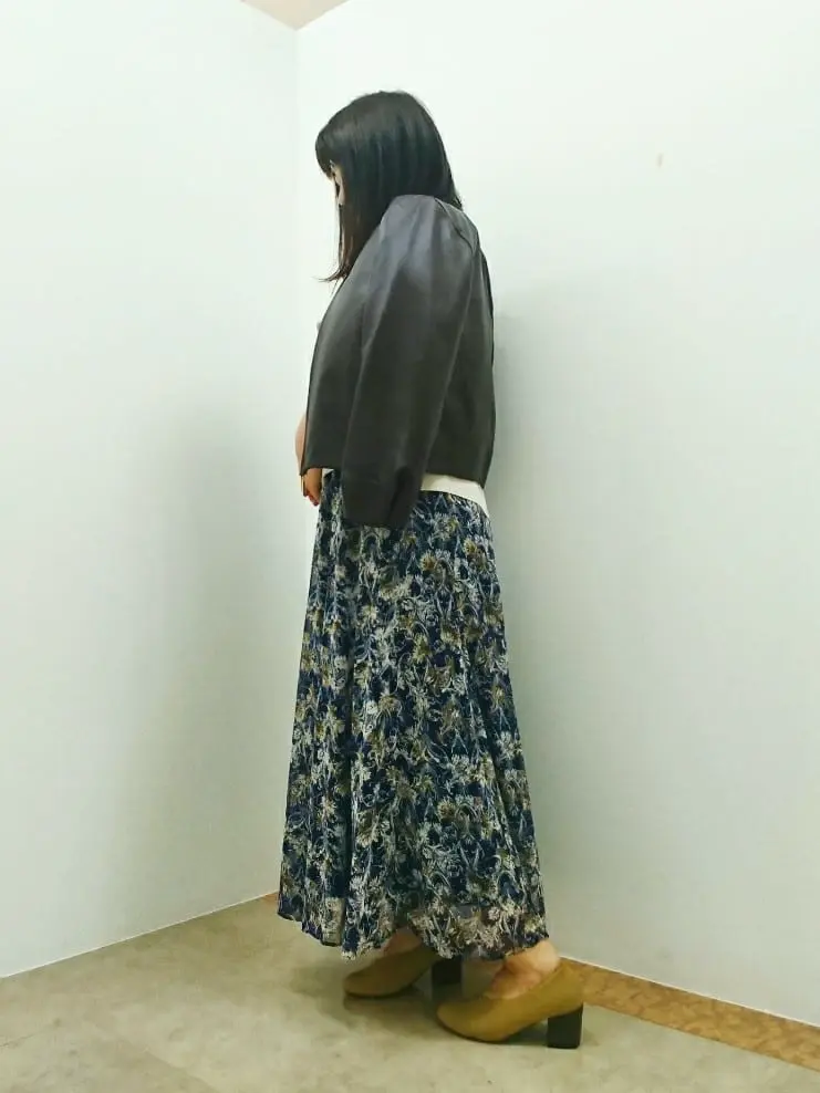 自由区 スタッフ コーディネート画像