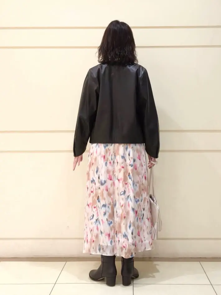 自由区 加藤 コーディネート画像