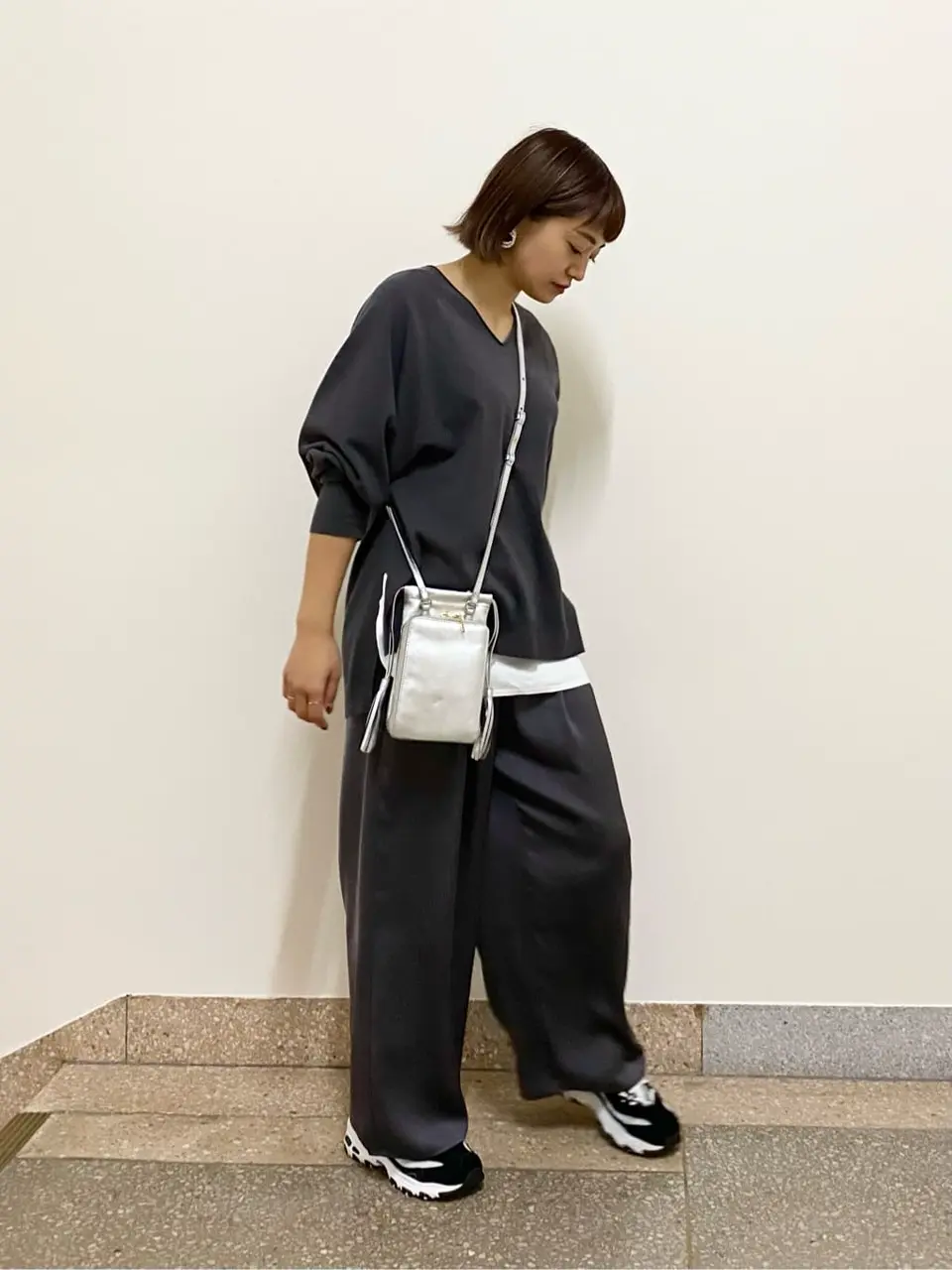 自由区 佐藤 コーディネート画像