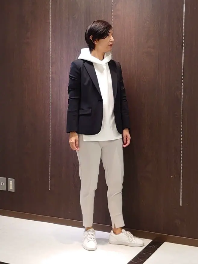 自由区 井上 コーディネート画像