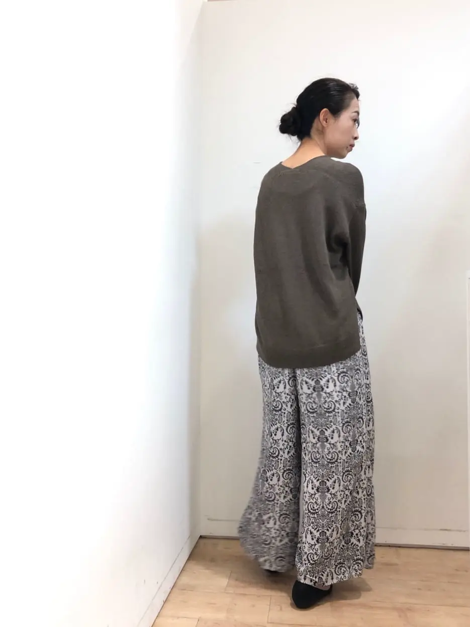 自由区 中尾 コーディネート画像