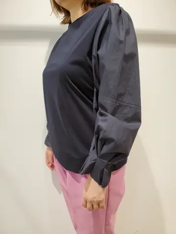 自由区 eri コーディネート画像