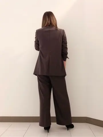 自由区 スタッフ コーディネート画像