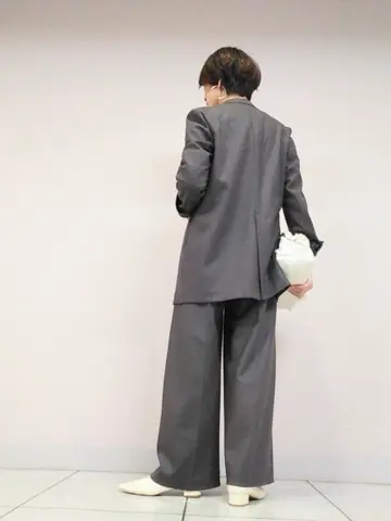 自由区 浅野 コーディネート画像