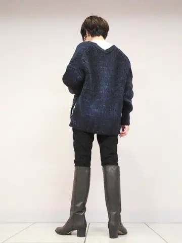 自由区 浅野 コーディネート画像