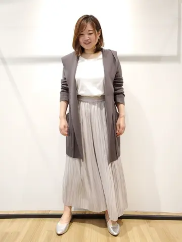 自由区 eri コーディネート画像