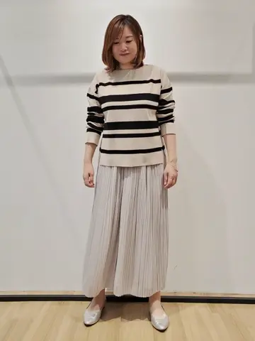 自由区 eri コーディネート画像