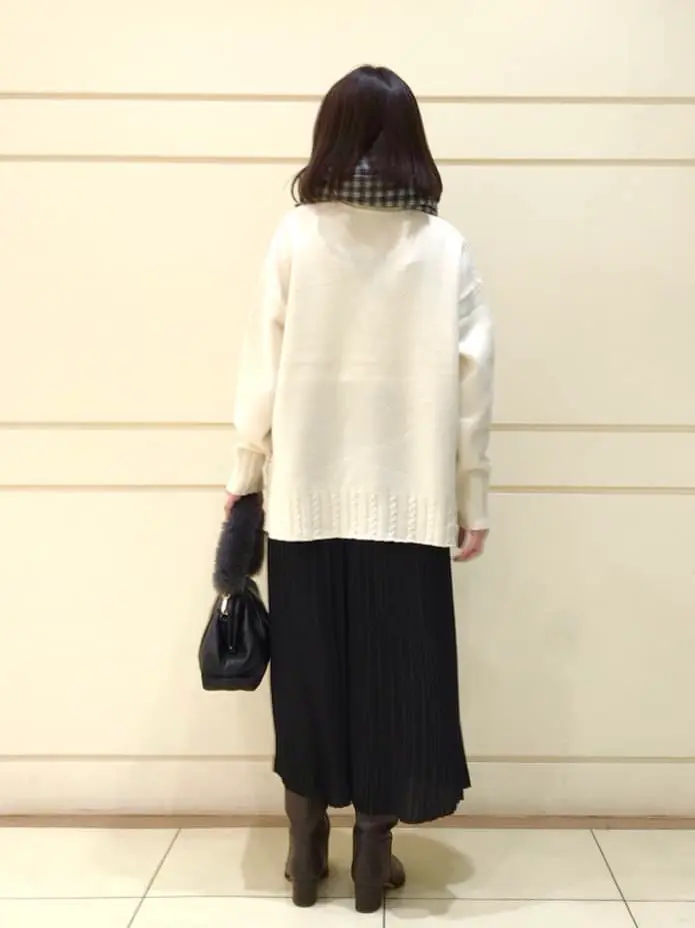 自由区 加藤 コーディネート画像