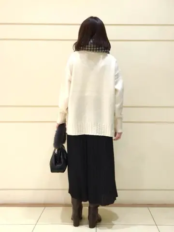 自由区 加藤 コーディネート画像