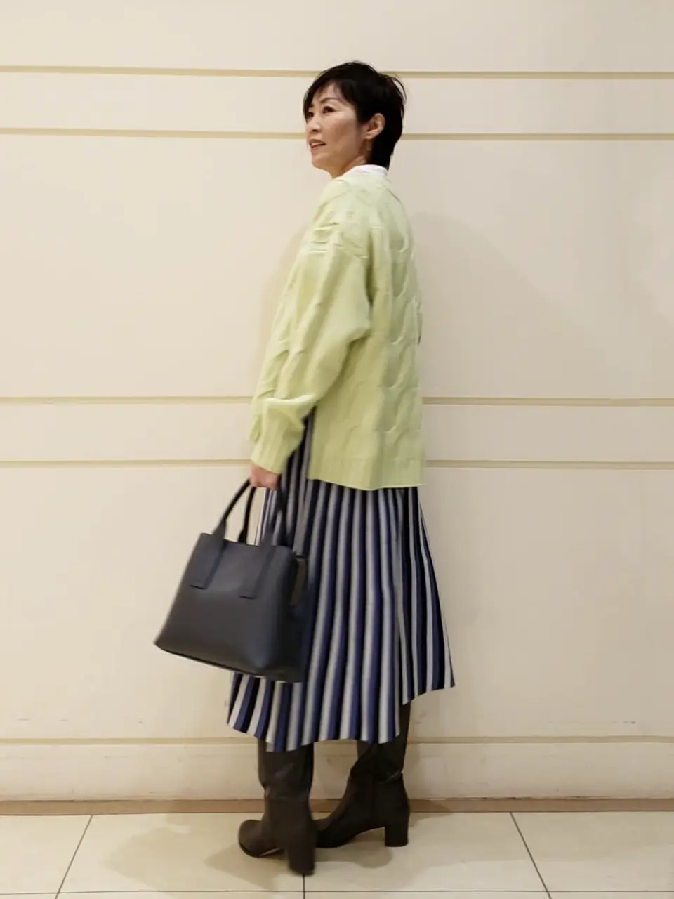 自由区 maruri コーディネート画像