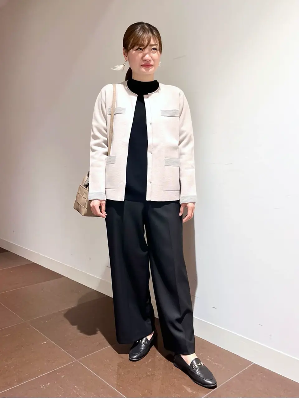 自由区 古宮 コーディネート画像