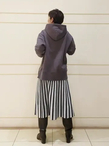 自由区 maruri コーディネート画像