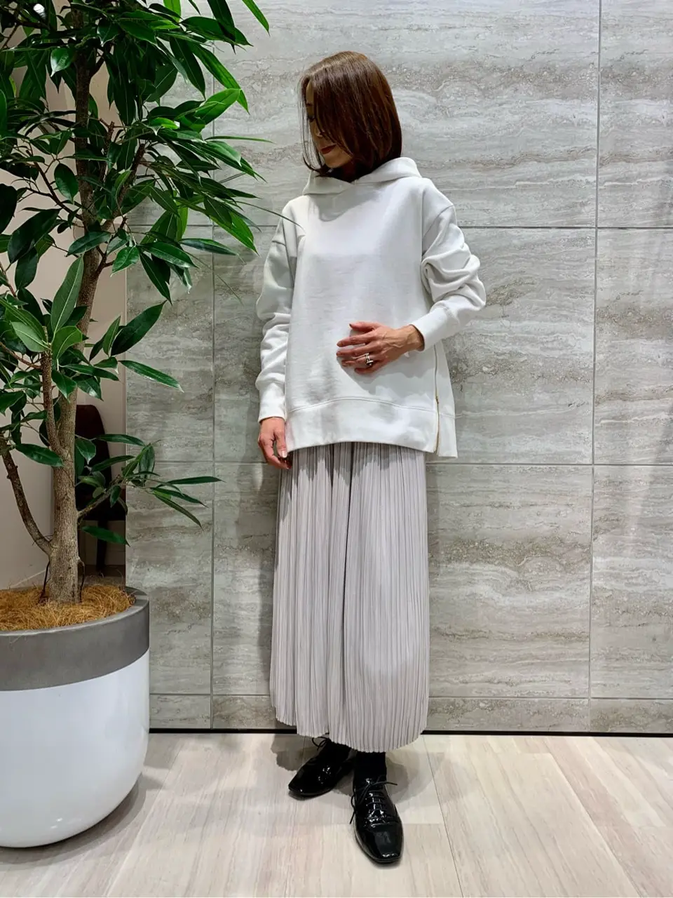 自由区 Ishii コーディネート画像