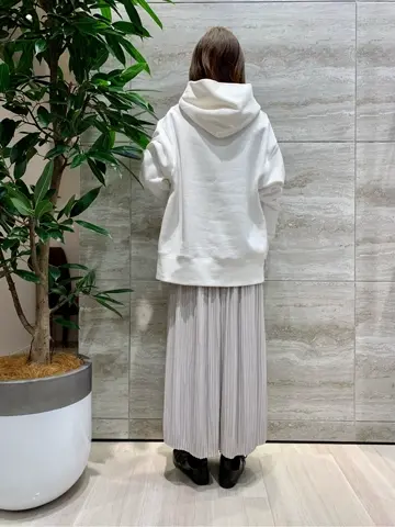 自由区 Ishii コーディネート画像