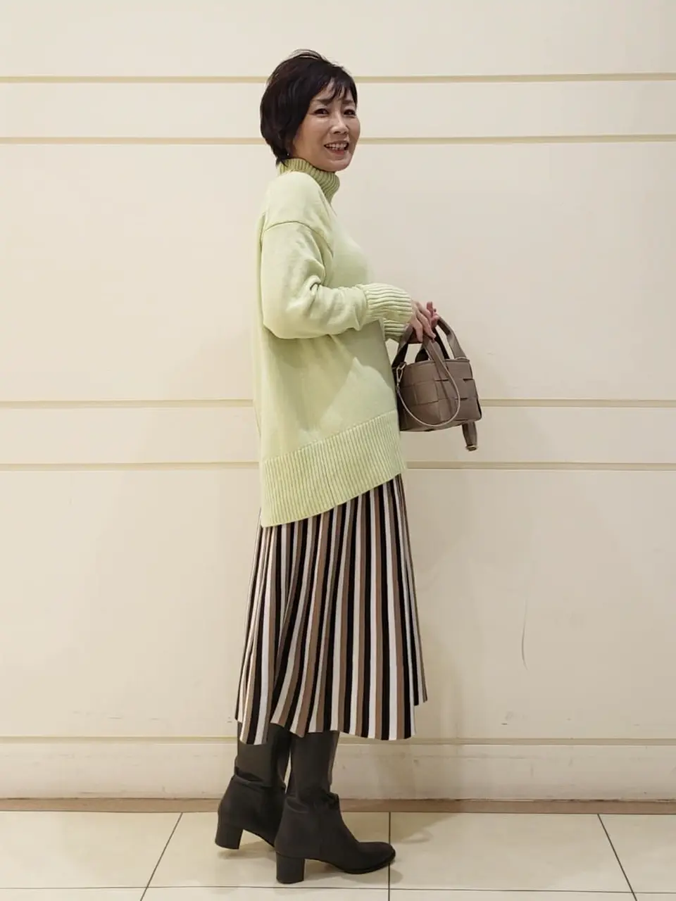 自由区 maruri コーディネート画像