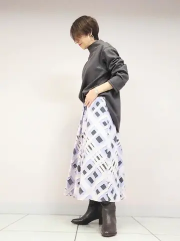 自由区 浅野 コーディネート画像