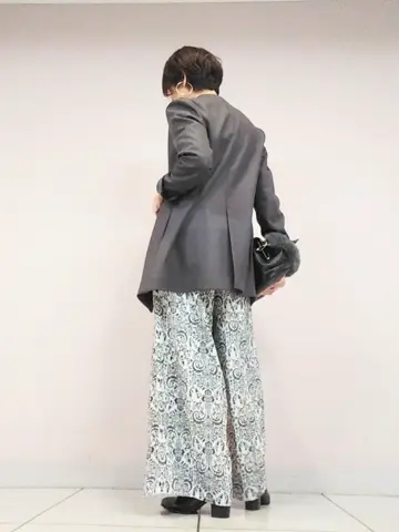 自由区 浅野 コーディネート画像