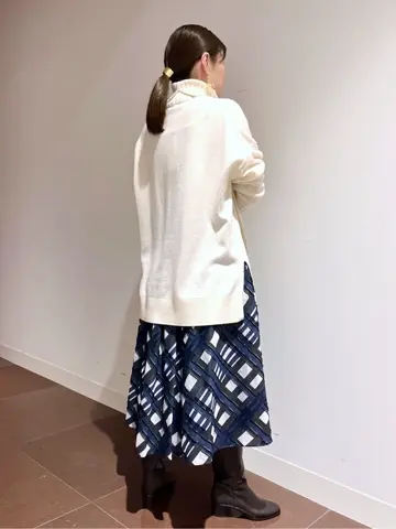 自由区 古宮 コーディネート画像