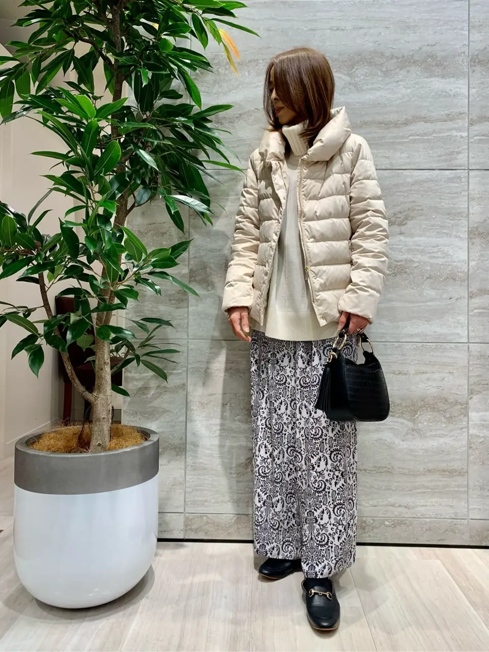 自由区 Ishii コーディネート画像