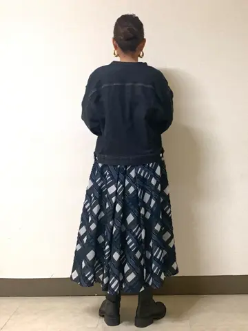 自由区 坂本 コーディネート画像