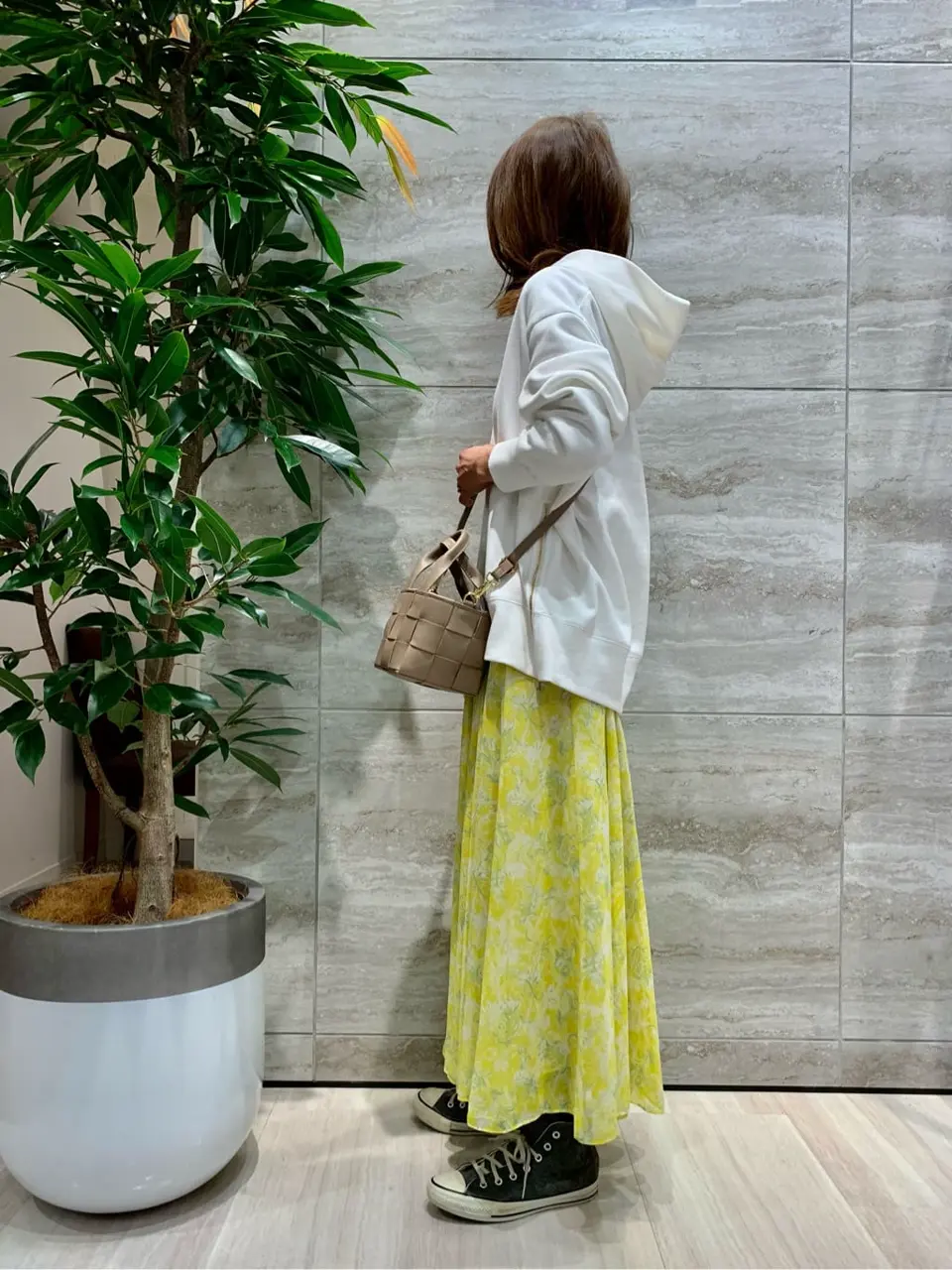 自由区 Ishii コーディネート画像