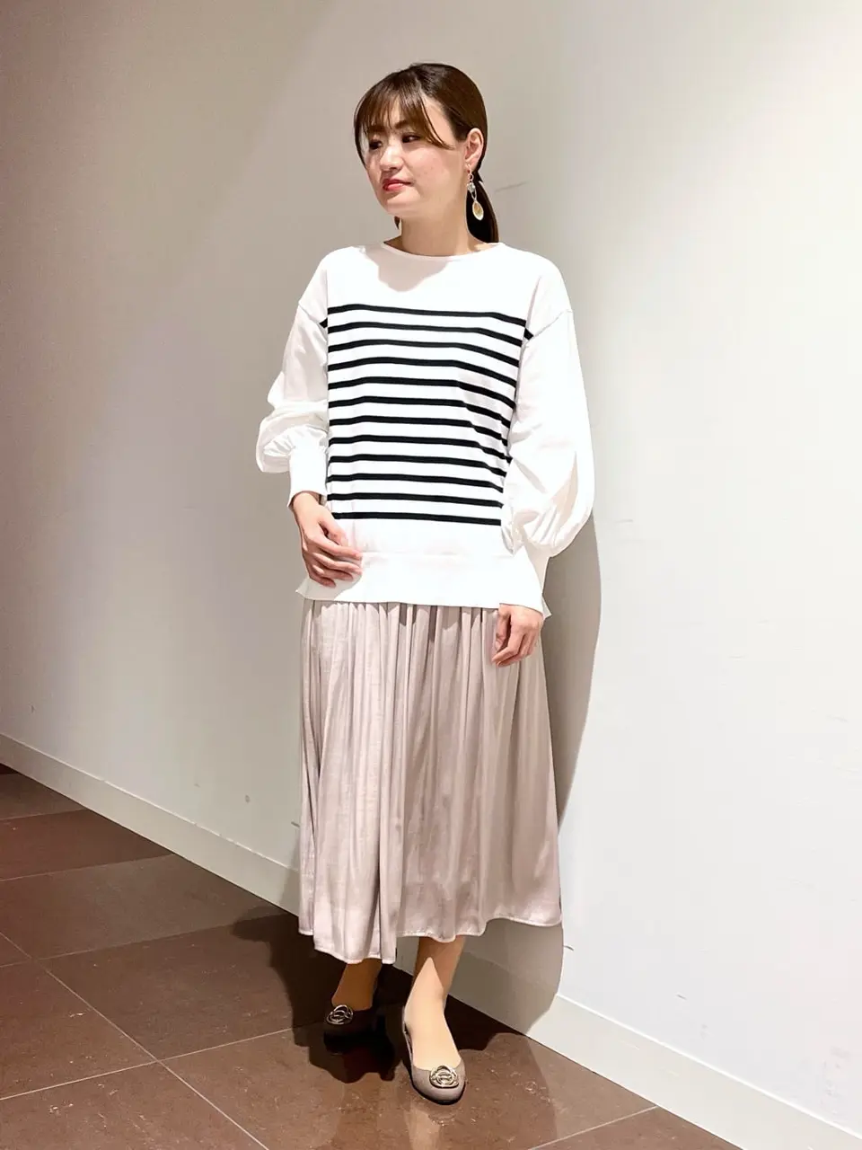 自由区 古宮 コーディネート画像