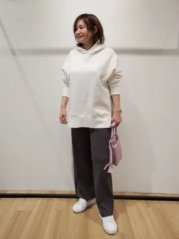 自由区 eri コーディネート画像