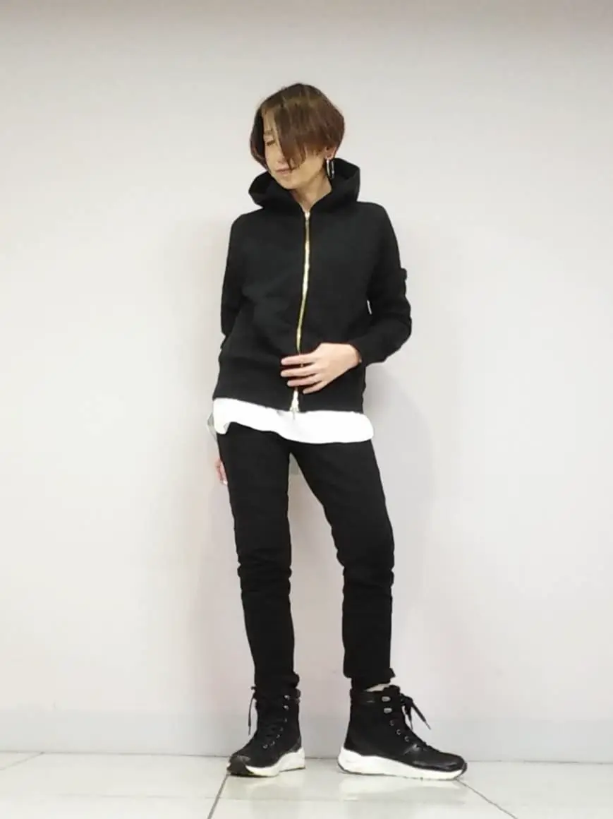 自由区 浅野 コーディネート画像