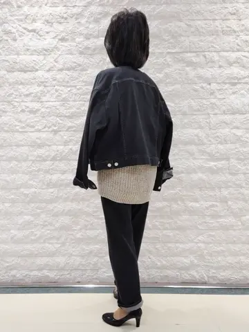 自由区 佐藤 コーディネート画像