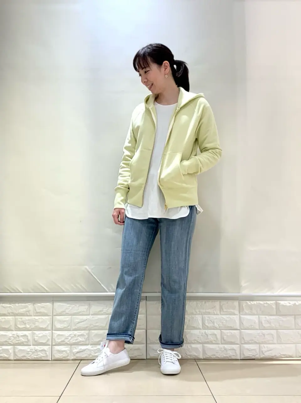  丸尾 コーディネート画像