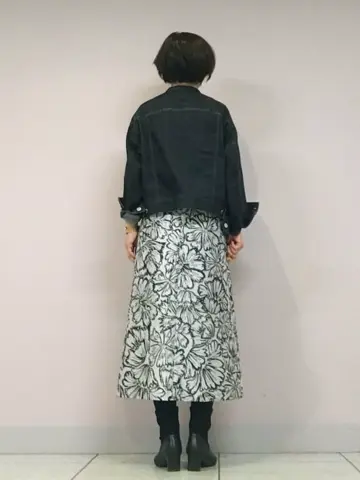 自由区 小森 コーディネート画像