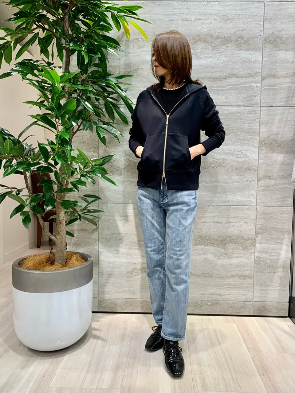 自由区 Ishii コーディネート画像