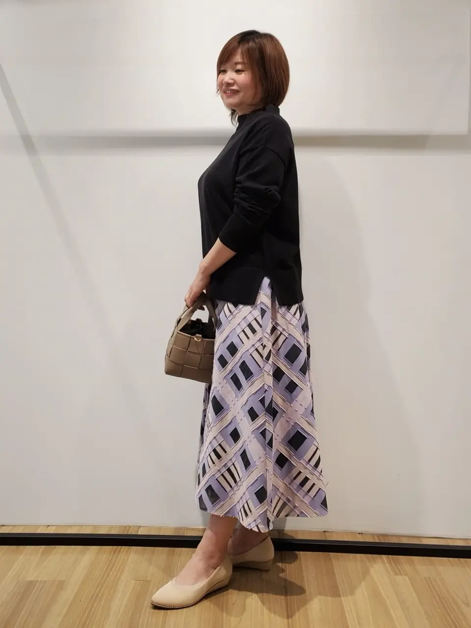 自由区 eri コーディネート画像