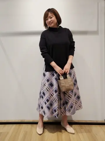 自由区 eri コーディネート画像