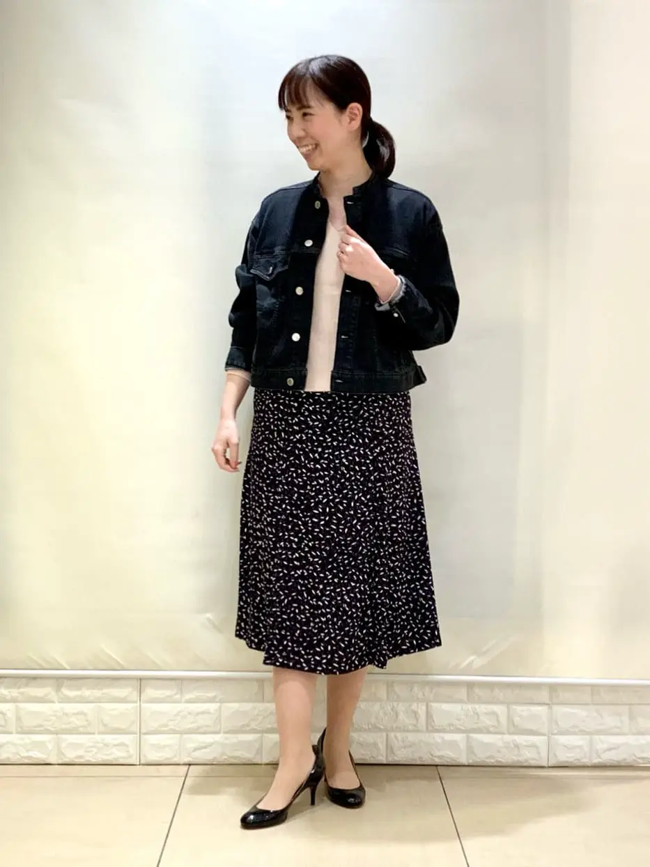  丸尾 コーディネート画像