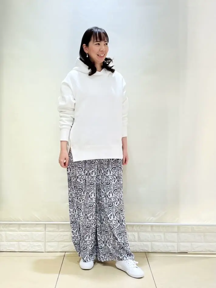  丸尾 コーディネート画像