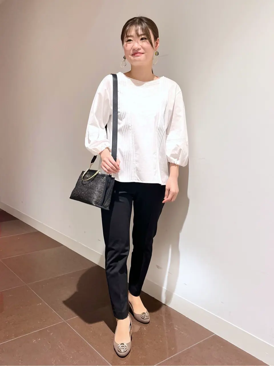 自由区 古宮 コーディネート画像