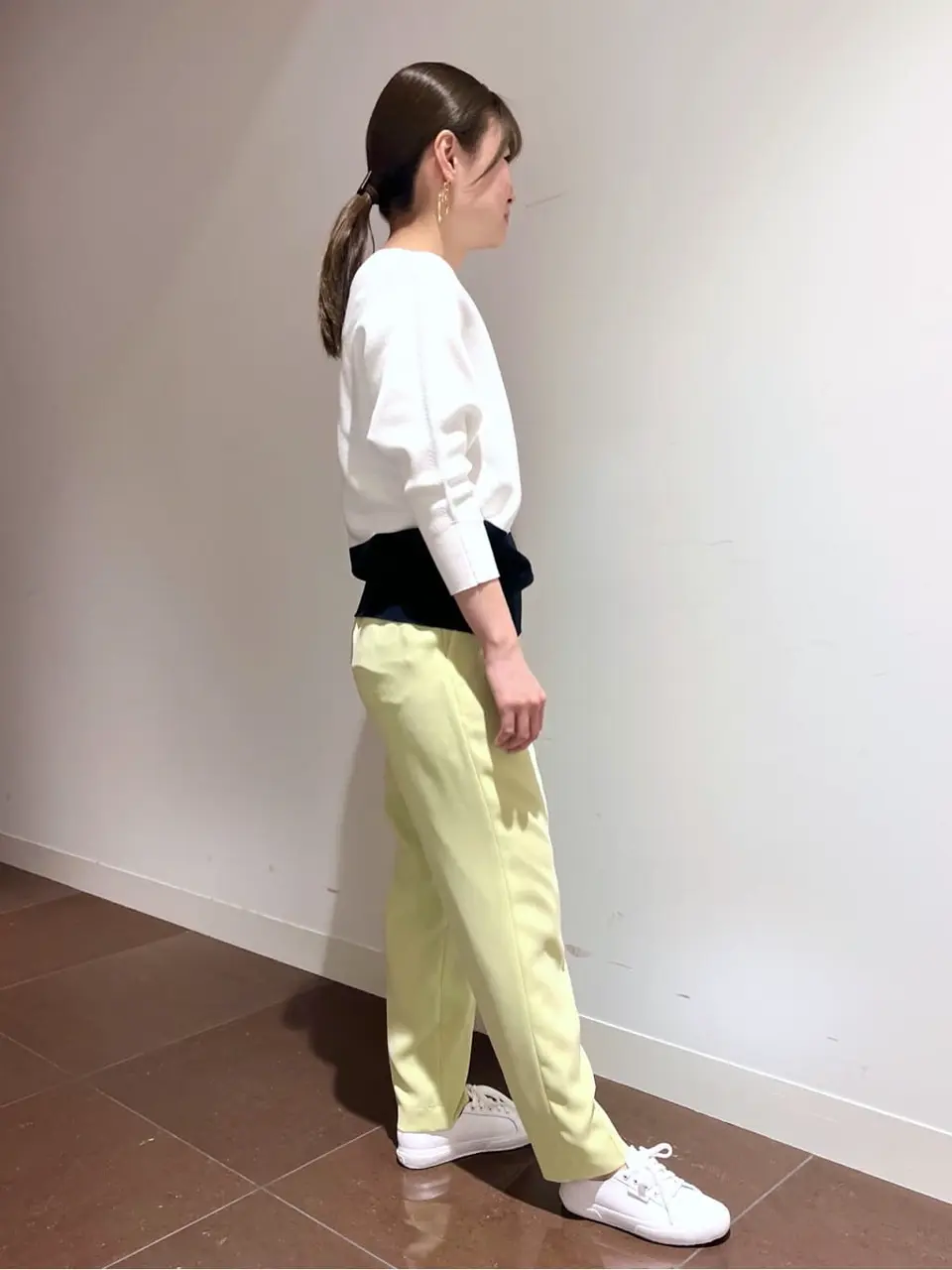 自由区 古宮 コーディネート画像