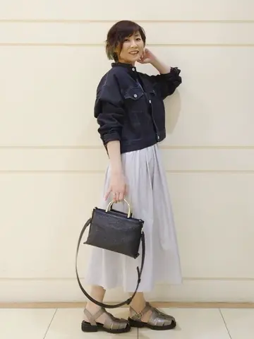 自由区 maruri コーディネート画像