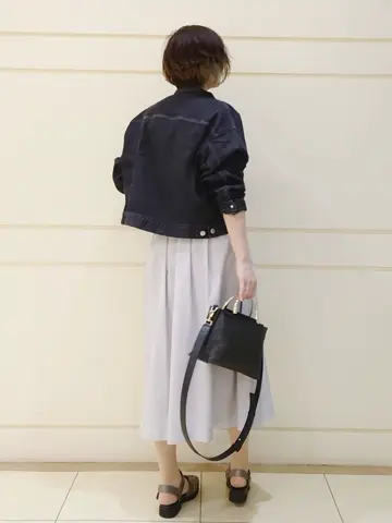 自由区 maruri コーディネート画像