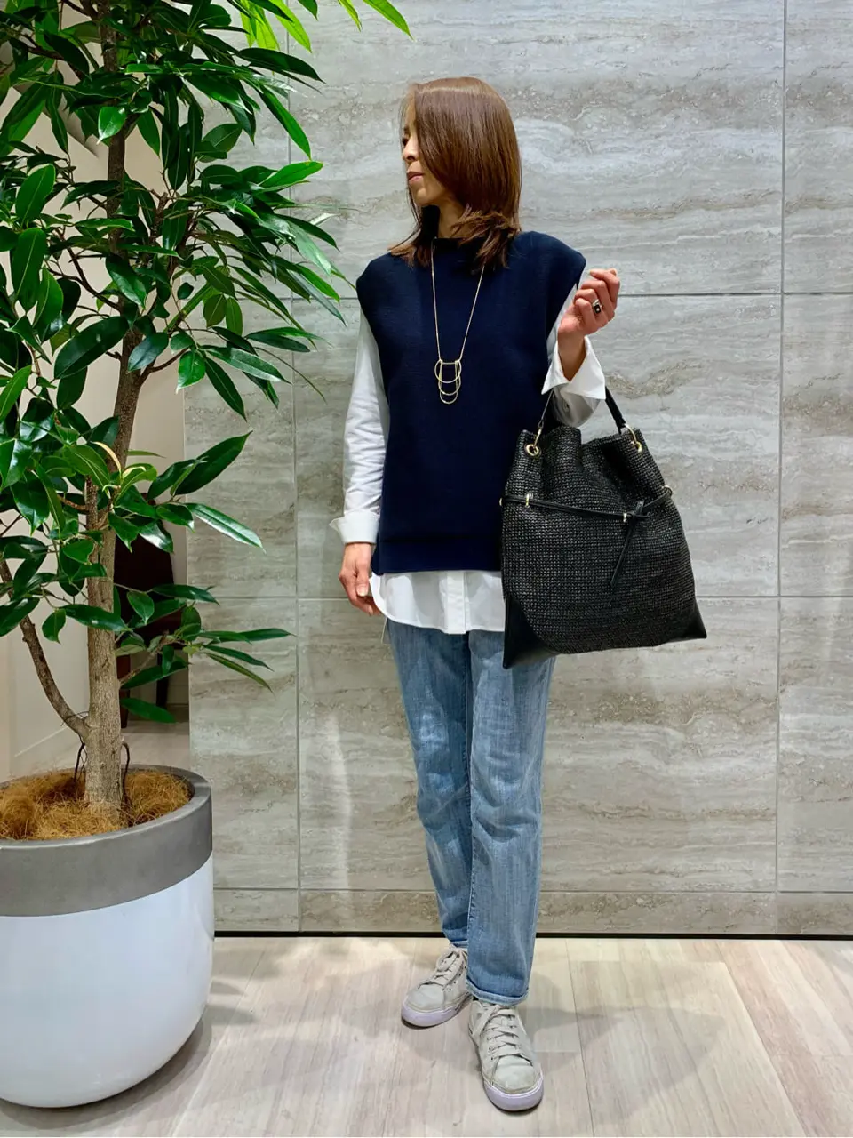 自由区 Ishii コーディネート画像