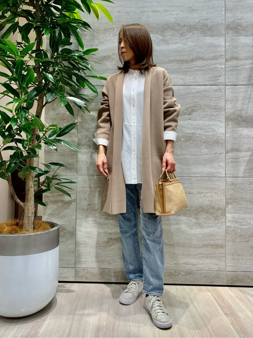 自由区 Ishii コーディネート画像