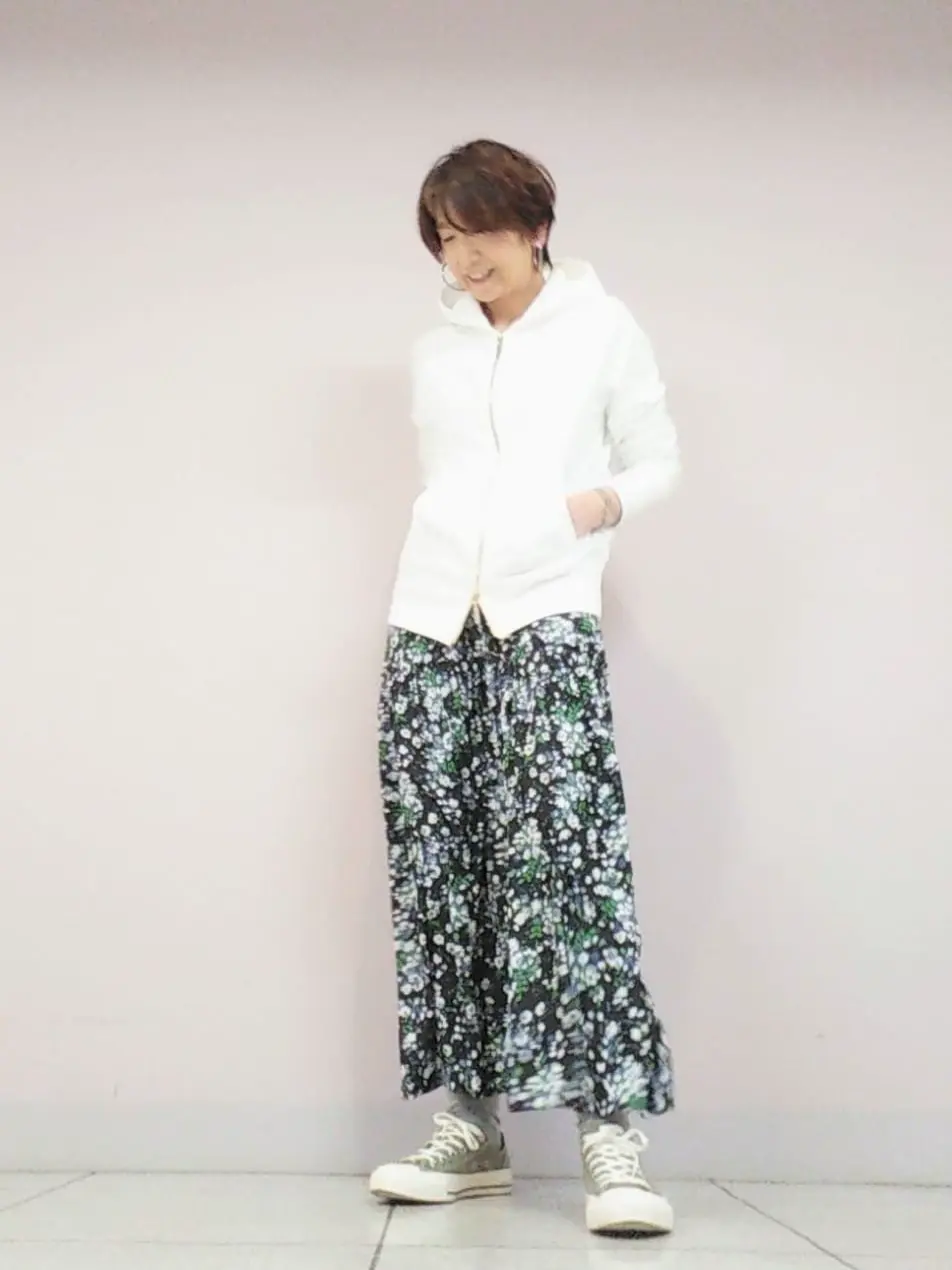 自由区 浅野 コーディネート画像