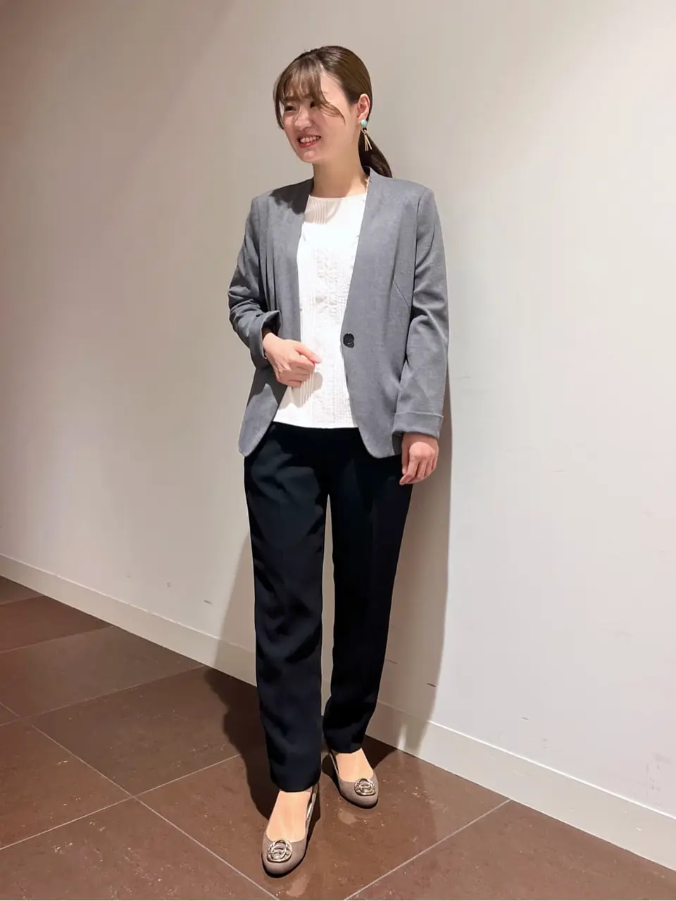 自由区 古宮 コーディネート画像