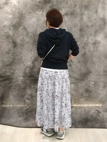 自由区 鶴田 コーディネート画像